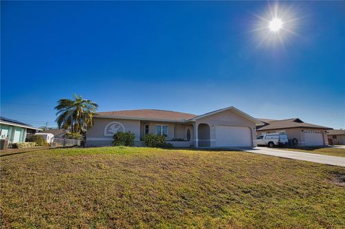 7202 Mamouth St, Englewood, FL, 34224-7766 | Card Image