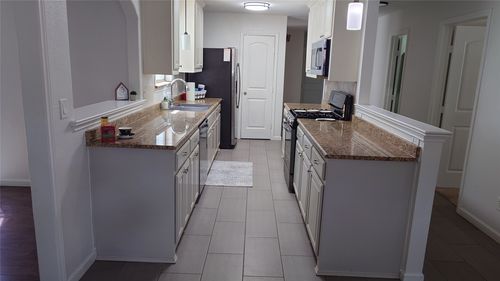 203 Arnett Dr, Euless, TX, 76040-4649 | Card Image