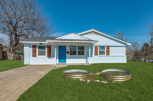 6028 Golden Gate Cir, Dallas, TX, 75241-5258 | Card Image