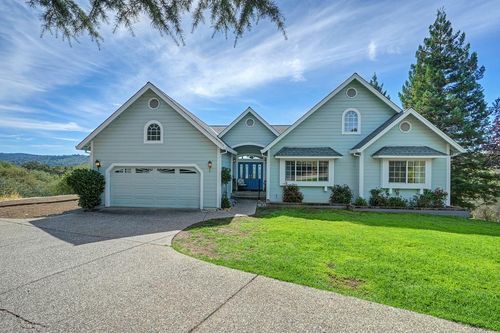 13313 Gold Court, Penn Valley, CA, 95946 | Card Image