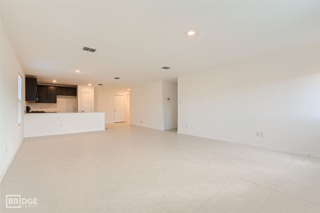 305 Dry Canyon Way, House other with 3 bedrooms, 2 bathrooms and null parking in Haslet TX | Image 4