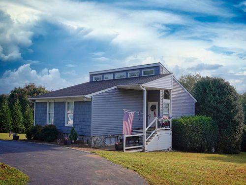 30 Orchard Dr, Inman, SC, 29349-9690 | Card Image