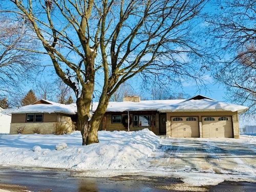 726 28th Ave, Monroe, WI, 53566-1929 | Card Image