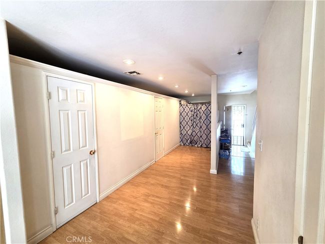 UNIT-3 - 9146 Tobias Ave, Townhouse with 3 bedrooms, 3 bathrooms and 2 parking in Panorama City CA | Image 16