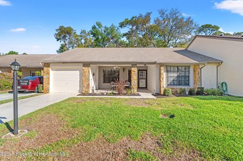 6652 Brambleleaf Dr, Spring Hill, FL, 34606-3313 | Card Image