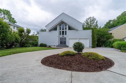 748 Virginia Dare Dr, Virginia Beach, VA, 23451-7100 | Card Image