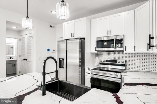 apt-7-2054 N 2nd St, PHILADELPHIA, PA, 19122-1653 | Card Image