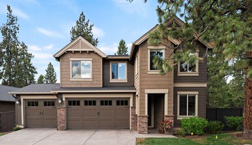 60224 Rolled Rock Way, Bend, OR, 97702-9381 | Card Image