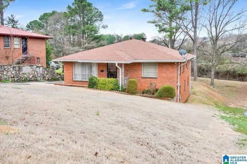 6536 Cherokee Dr, FAIRFIELD, AL, 35064-1703 | Card Image