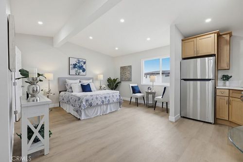 studio-11068 El Amarillo, Fountain Valley, CA, 92708 | Card Image