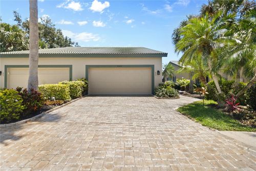 8525 54th Avenue Cir E, BRADENTON, FL, 34211-3738 | Card Image