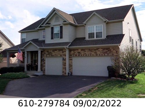 7753 Rowles Dr, Columbus, OH, 43235-4592 | Card Image