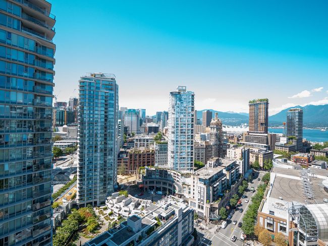 2807 - 688 Abbott Street, Condo with 2 bedrooms, 2 bathrooms and 1 parking in Vancouver BC | Image 20