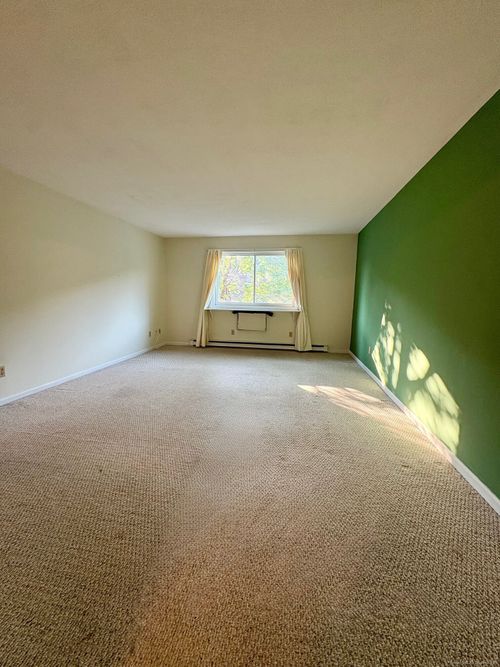 apt-368-80 Claudia Dr, West Haven, CT, 06516-3069 | Card Image