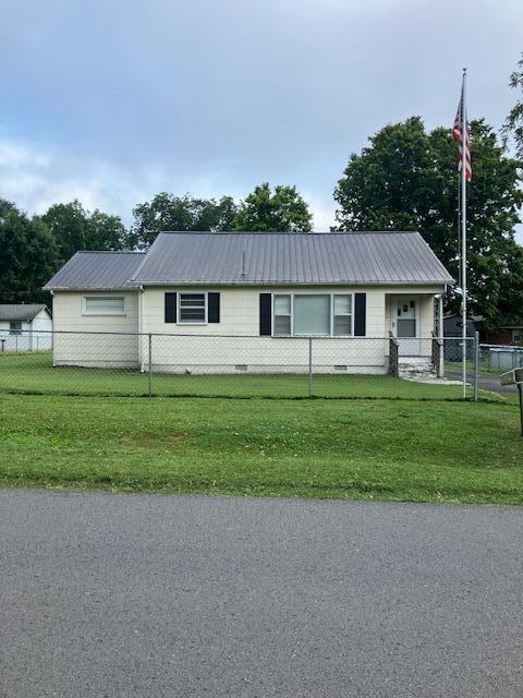 2nd St, Jasper, TN 37347