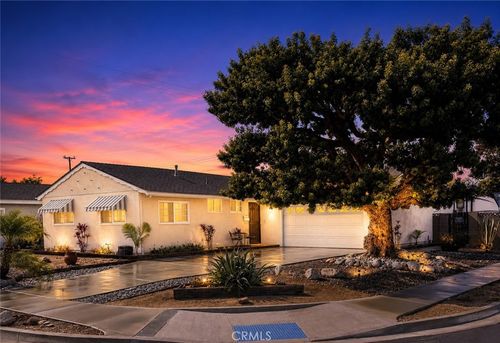 6725 Sequoia, Buena Park, CA, 90620 | Card Image