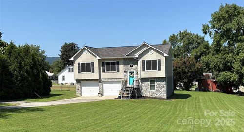 1010 Praley St Sw, Valdese, NC, 28690-3134 | Card Image