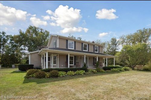 8560 Hough Rd, Almont, MI, 48003-9637 | Card Image