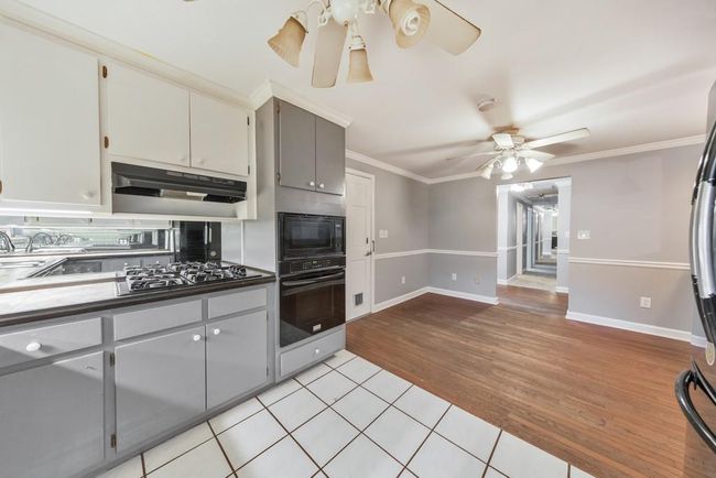 2390 Morgan Rd Ne, House other with 2 bedrooms, 3 bathrooms and null parking in marietta GA | Image 9