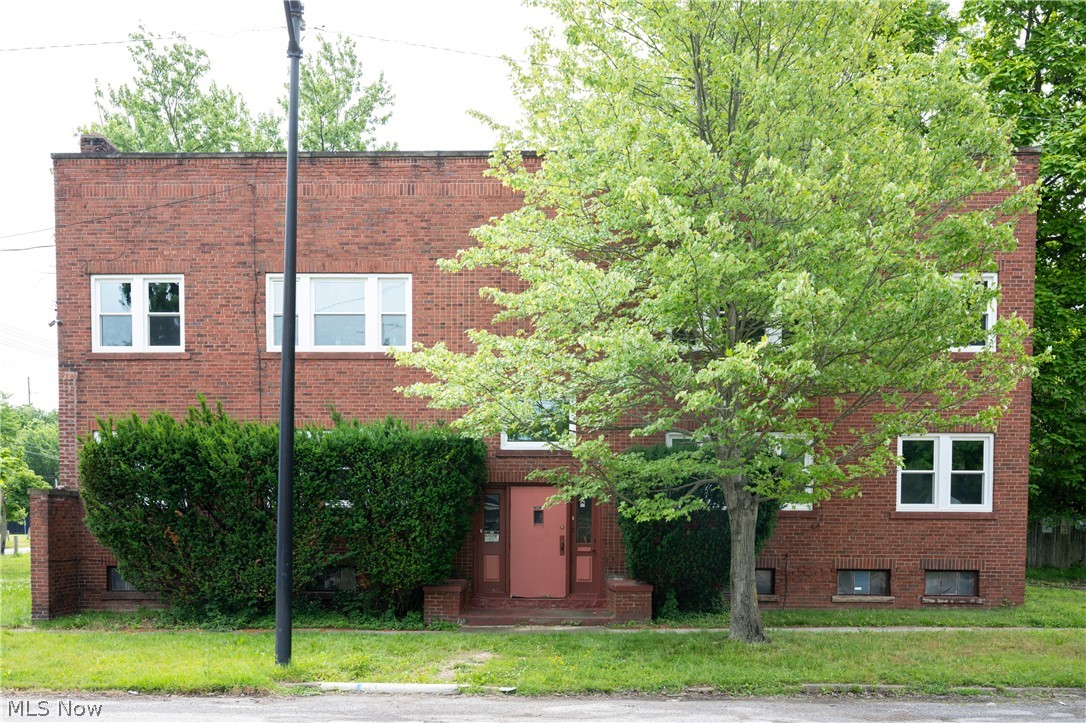 Residential Income in East Cleveland 3