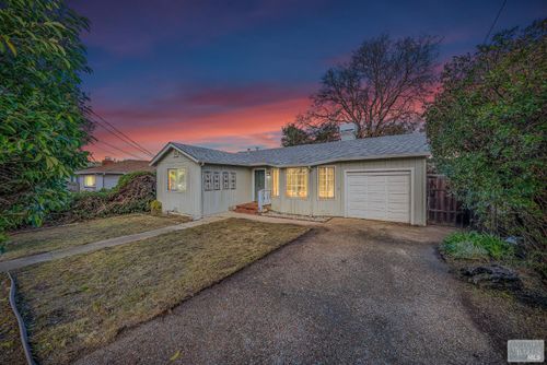 32 Jefferson Ave, San Rafael, CA, 94903-4104 | Card Image