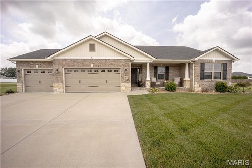 3432 Navajo Trl, Shiloh, IL, 62221-3531 | Card Image
