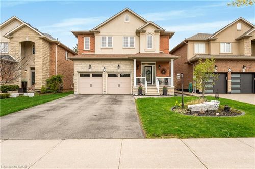 365 Valridge Dr, Ancaster, ON, L9G0B1 | Card Image