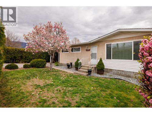 3595 Brown Road, West Kelowna, BC, V4T1P5 | Card Image