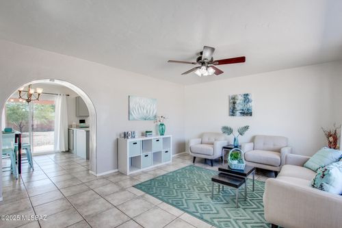 3725 W Brambly Dr, Tucson, AZ, 85741-2724 | Card Image