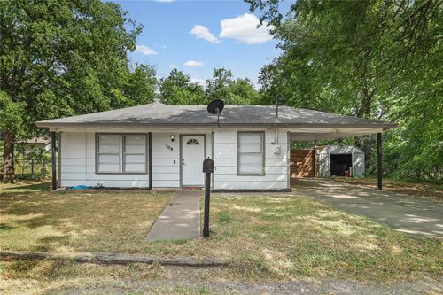 508 Batterson St, Cleburne, TX, 76031-2142 | Card Image