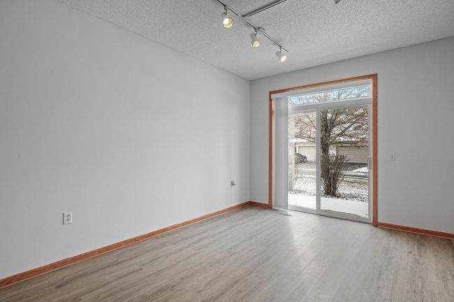 1118 Crystal Pl W, Townhouse with 2 bedrooms, 2 bathrooms and null parking in Chaska MN | Image 9