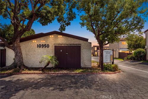 20-10950 Saticoy St, Sun Valley, CA, 91352-4525 | Card Image