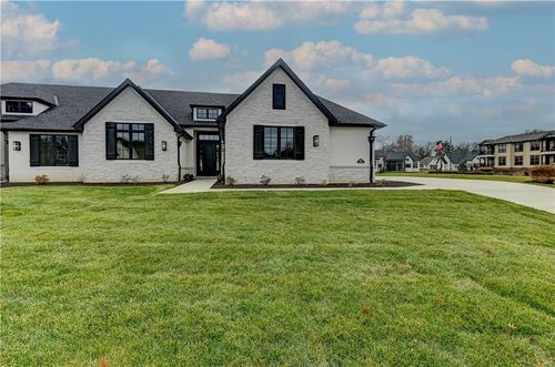 3907 W 84th Ter, Prairie Village, KS, 66206 | Card Image