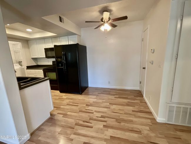B114 - 530 E Patriot Blvd, Condo with 2 bedrooms, 2 bathrooms and 1 parking in Reno NV | Image 8