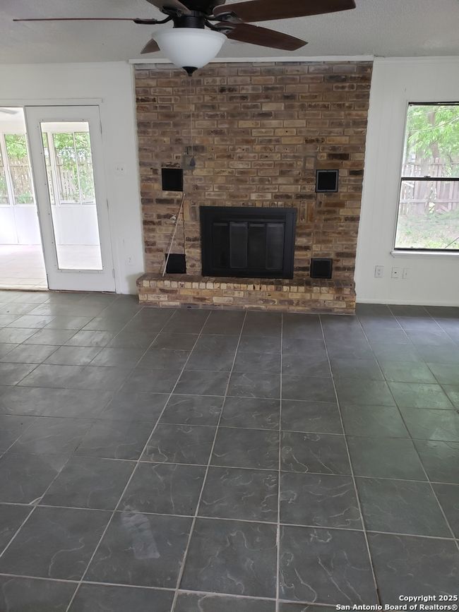 1502 Narcissus Blvd, House other with 3 bedrooms, 2 bathrooms and null parking in New Braunfels TX | Image 6