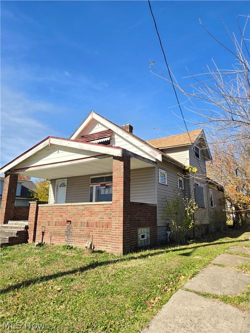 12109 Gay Ave, Cleveland, OH, 44105-2820 | Card Image