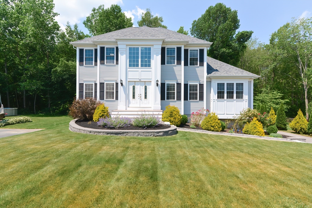 Keeneland Cir, Leominster, MA 01453