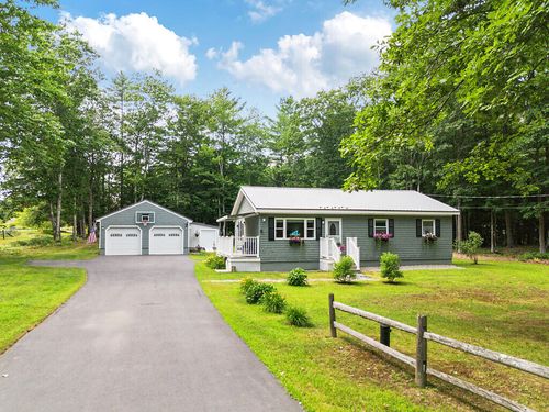 48 Sanford Rd, Augusta, ME, 04330-7943 | Card Image