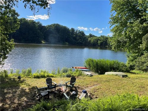 147 Shear Hill Rd, Mahopac, NY, 10541-3631 | Card Image