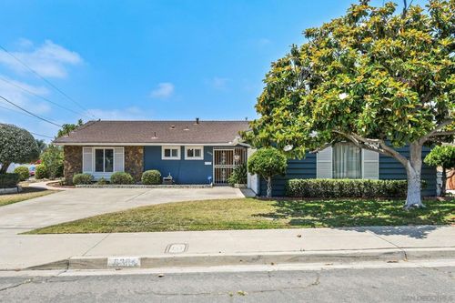 6304 Lake Lucerne, San Diego, CA, 92119 | Card Image