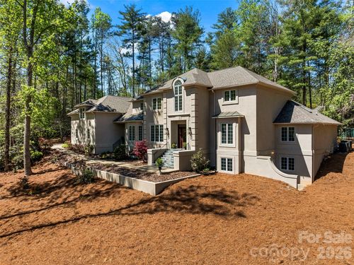 3 Fir Tree Ln, Asheville, NC, 28803-3050 | Card Image