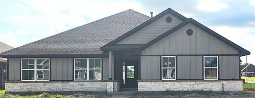 18 Gemstone Ct, Angleton, TX, 77515-1217 | Card Image