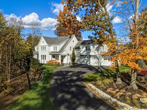 9 Pelham Rd, Lexington, MA, 02421-5707 | Card Image