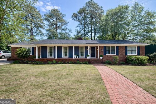 221 S College St, Metter, GA, 30439-4511 | Card Image