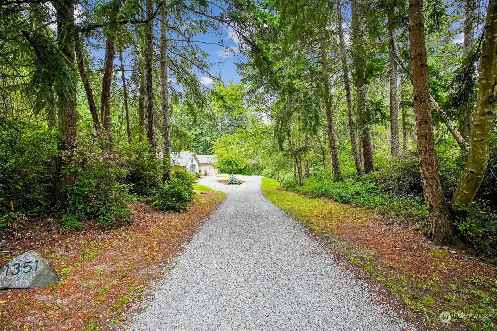 Pilchuck Hts, Fox Island, WA 98333