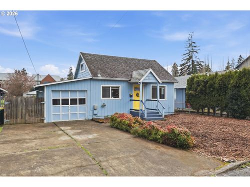 2212 23rd Ave, Forest Grove, OR, 97116-1717 | Card Image