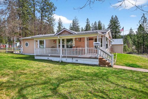 25722 N Chattaroy Cir, Chattaroy, WA, 99003-8882 | Card Image