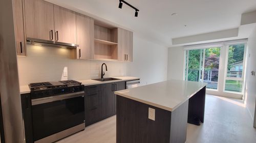 315-2002 George Street, Port Moody, BC, V3H2E6 | Card Image