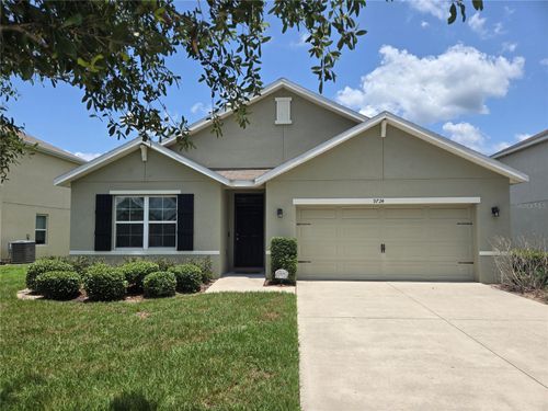 9724 Troncais Cir, THONOTOSASSA, FL, 33592-3413 | Card Image