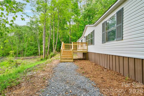 141 Knob Creek Dr, Lawndale, NC, 28090-8229 | Card Image